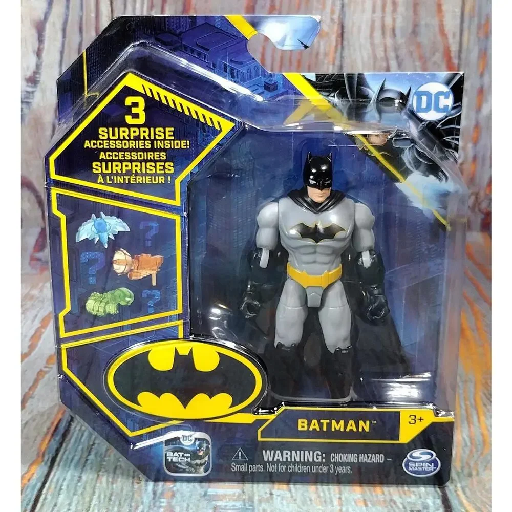 DC Batman‎ Action Figure with 3 Surprise Accessories